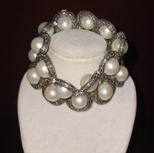 Faux Pearls Bracelet